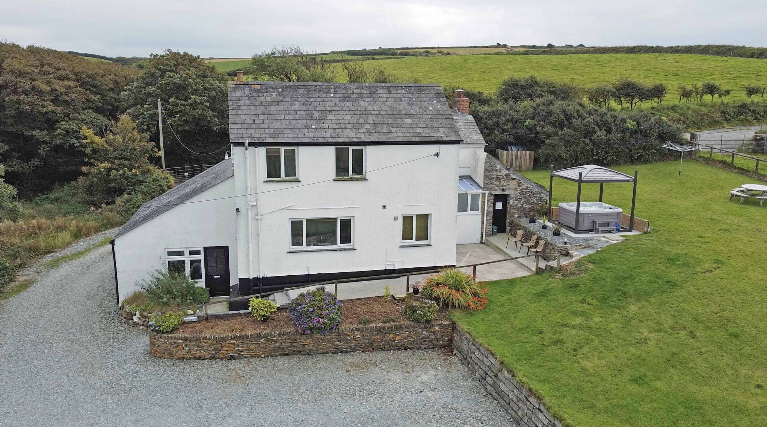 Cardew Farmhouse | Reddivallen Farm B&B